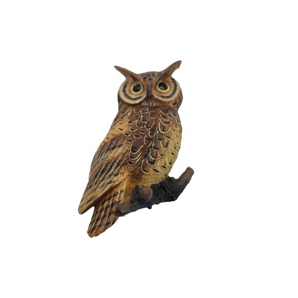 Set of 2 Realistic 3D Owl Magnet Hand Painted Resin Birds on Branch Fridge Decor - Picture 5 of 8